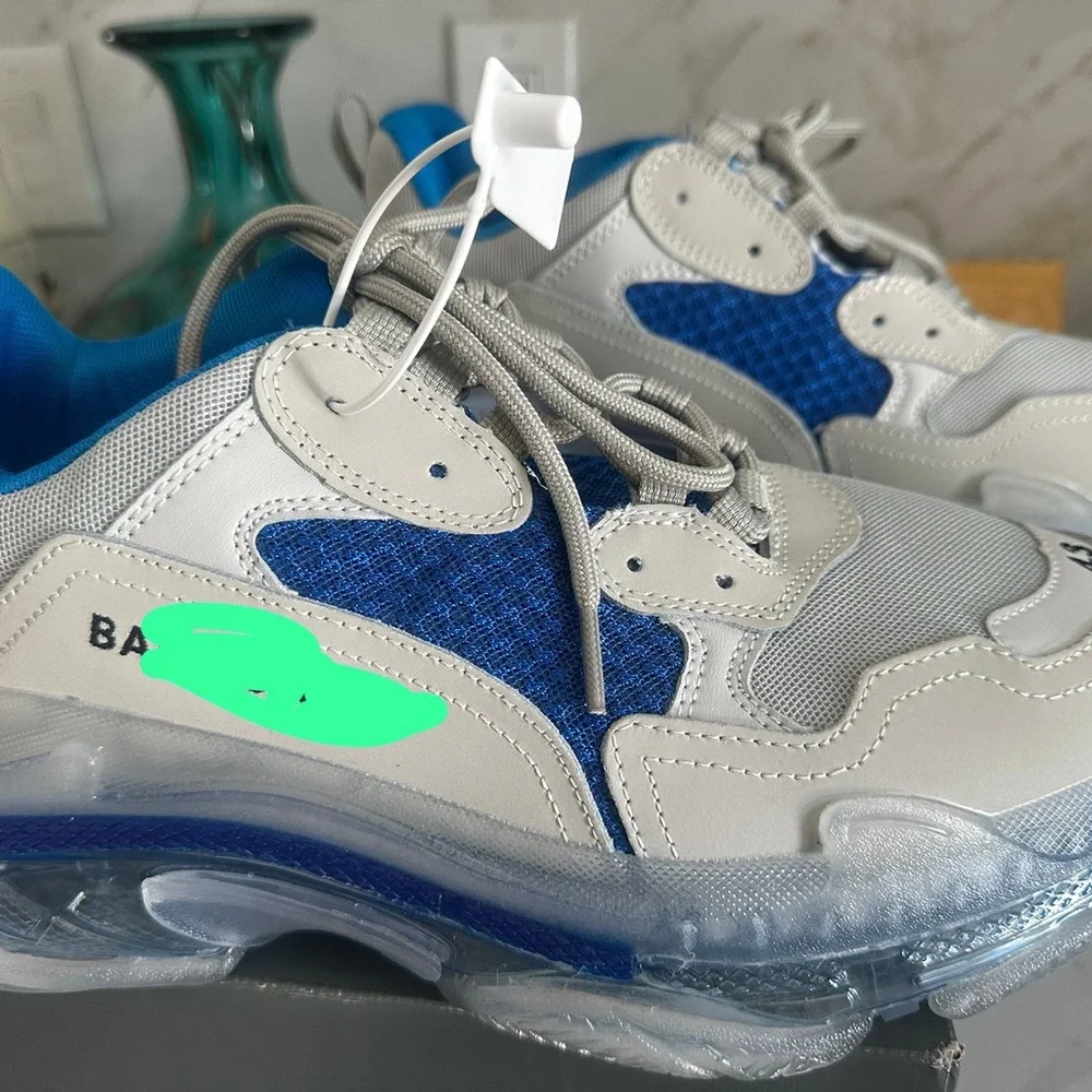 Balenciaga Kids Sneakers in Blue and Gray - Picture 2 of 3